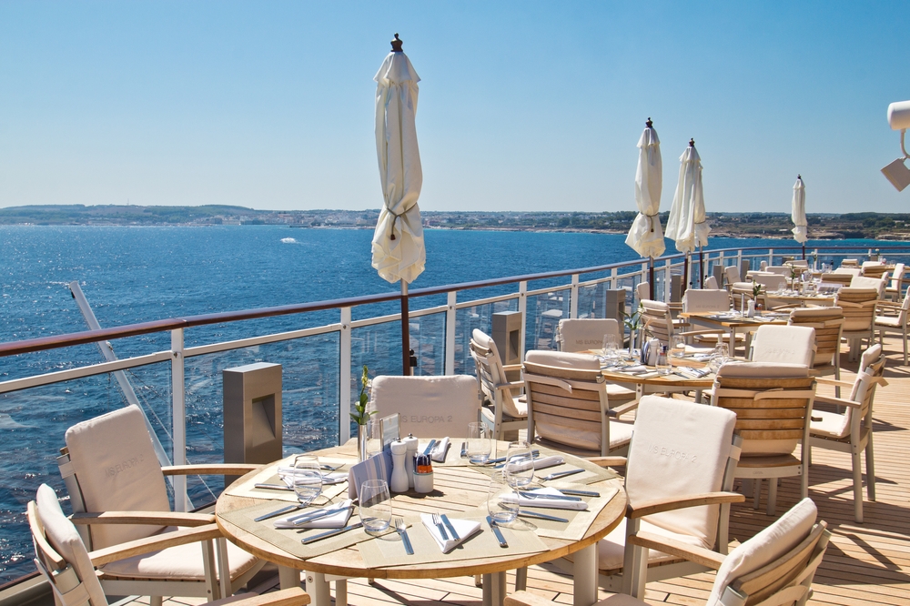 ms_europa_2_restaurant_yachtclub